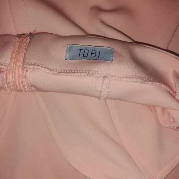 Dress - Picture 2 of 2